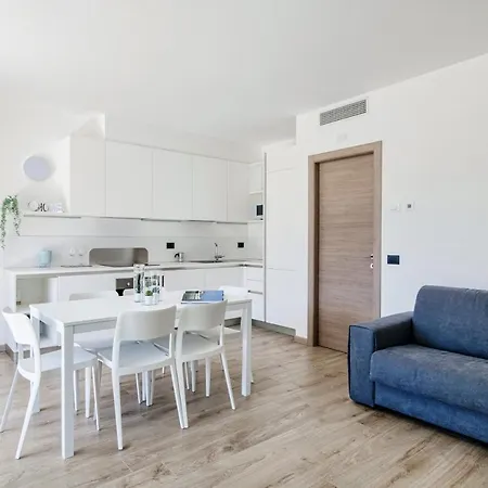 Apartment Silvia House - The House Of Travelers