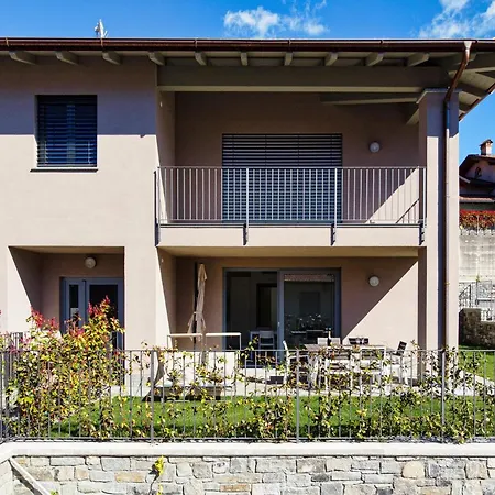 Silvia House - The House Of Travelers Apartment *